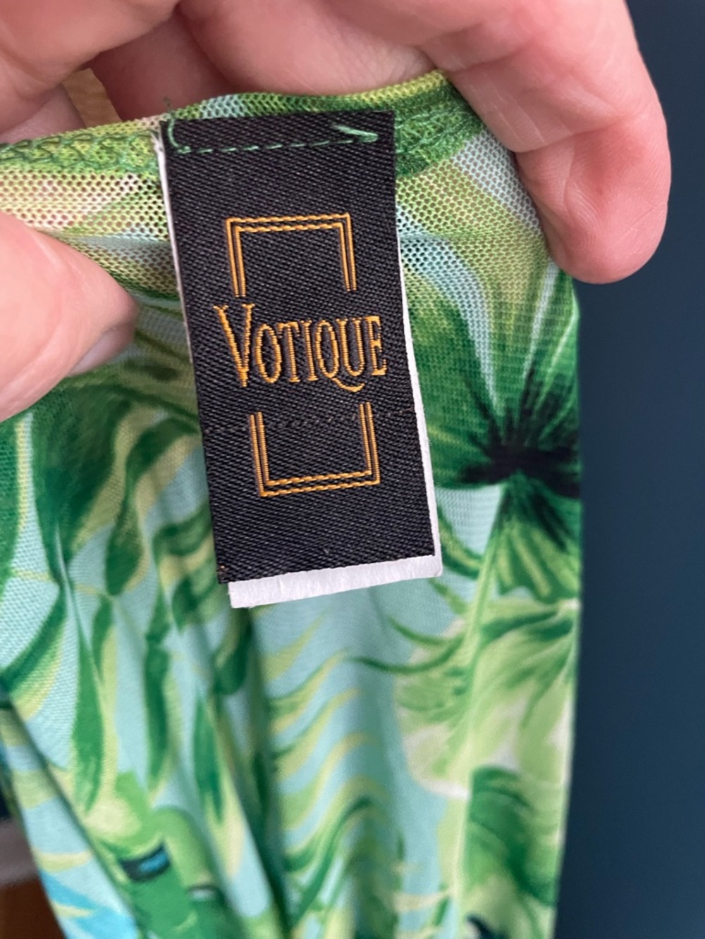 Tropical Green Stretchy Mesh Tie-Waist Swim or Beach Cover-Up J Lo Inspired - Picture 11 of 12